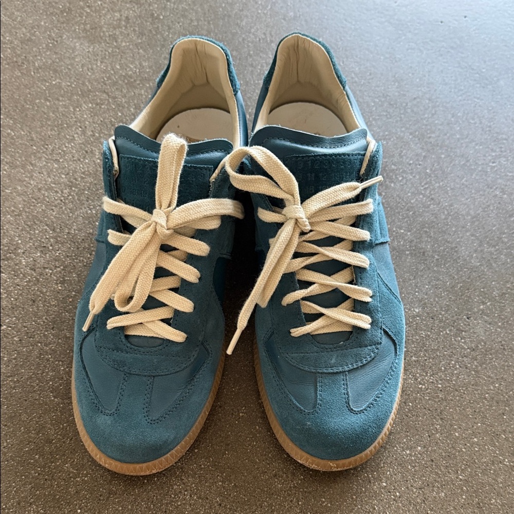 MARGIELA SNEAKERS 37.5